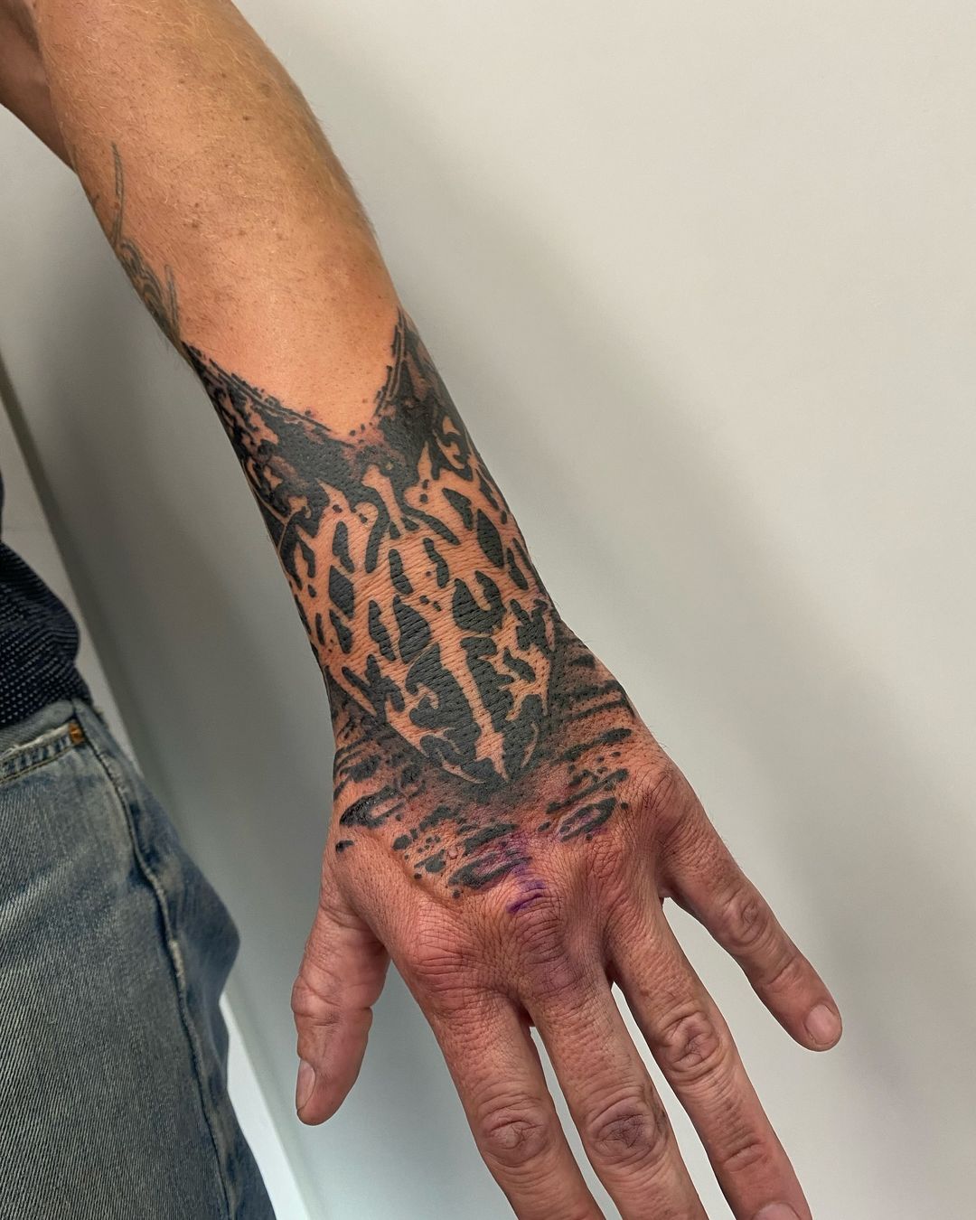 Tatouage par Tatouage Toulouse Kea Electric Island Wizard