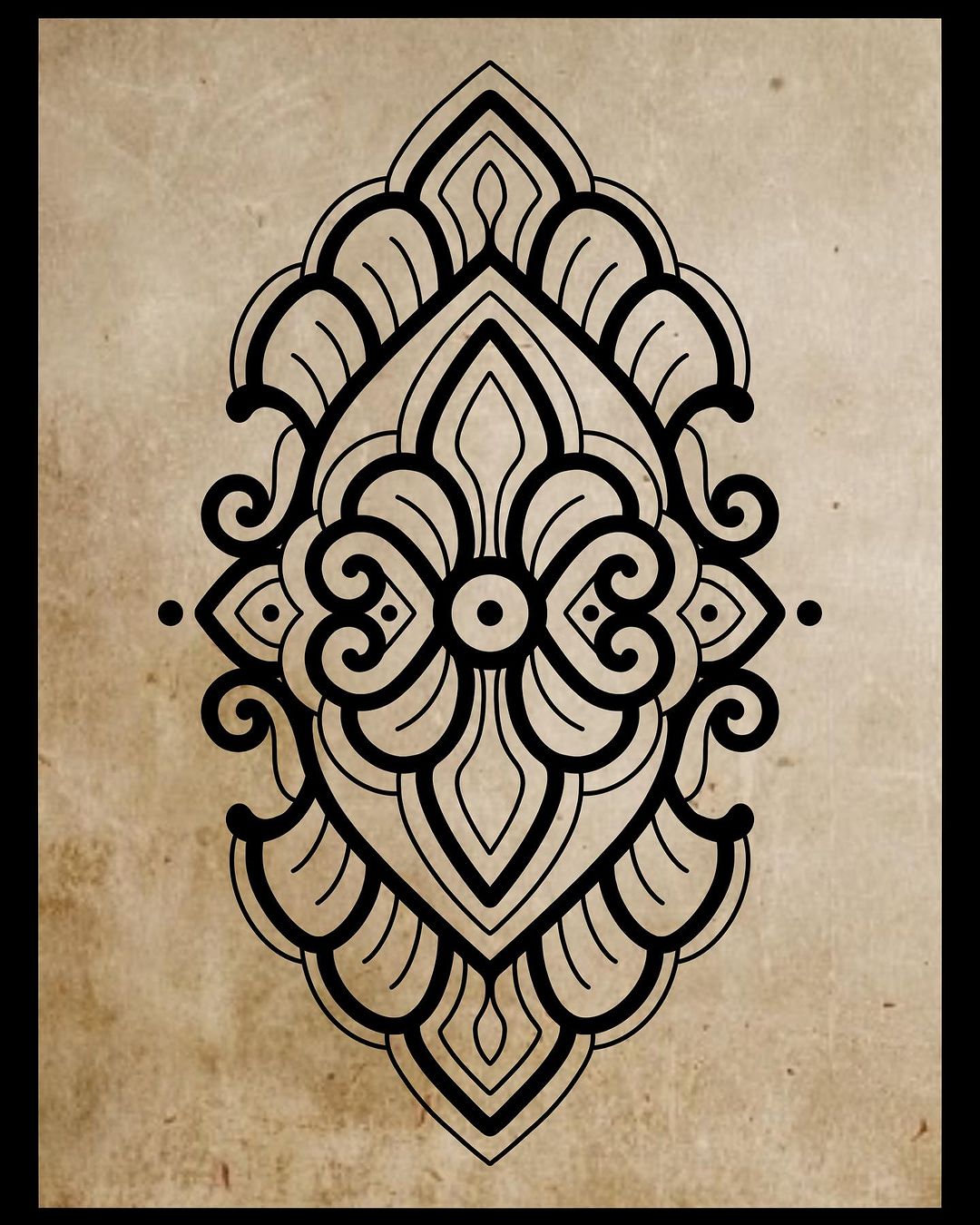 Tatouage par Axelle Froissart