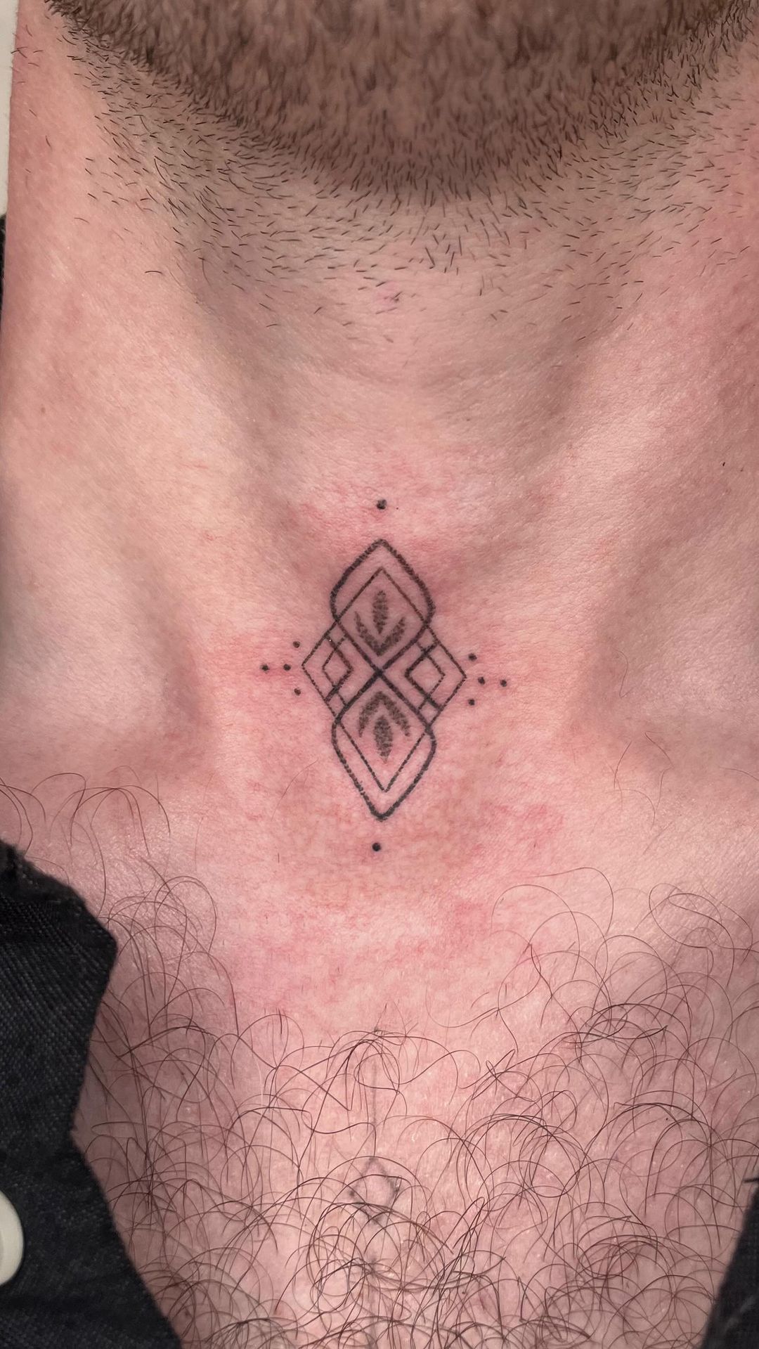 Portfolio de Flori Tatouage Ornemental Handpoke Toulouse