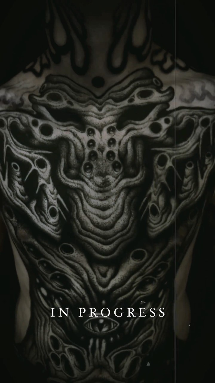 Portfolio de Veks Van Hillik Tattoo