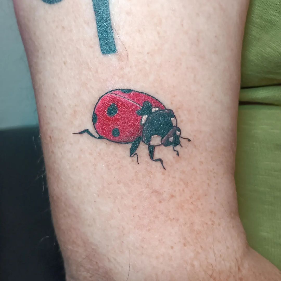 Tatouage par Eva Arena