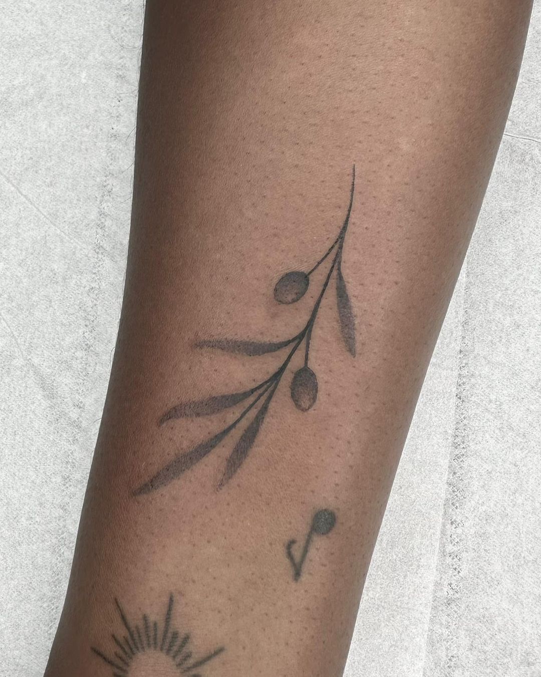 Portfolio de Tatouage Minimaliste Sur Toulouse
