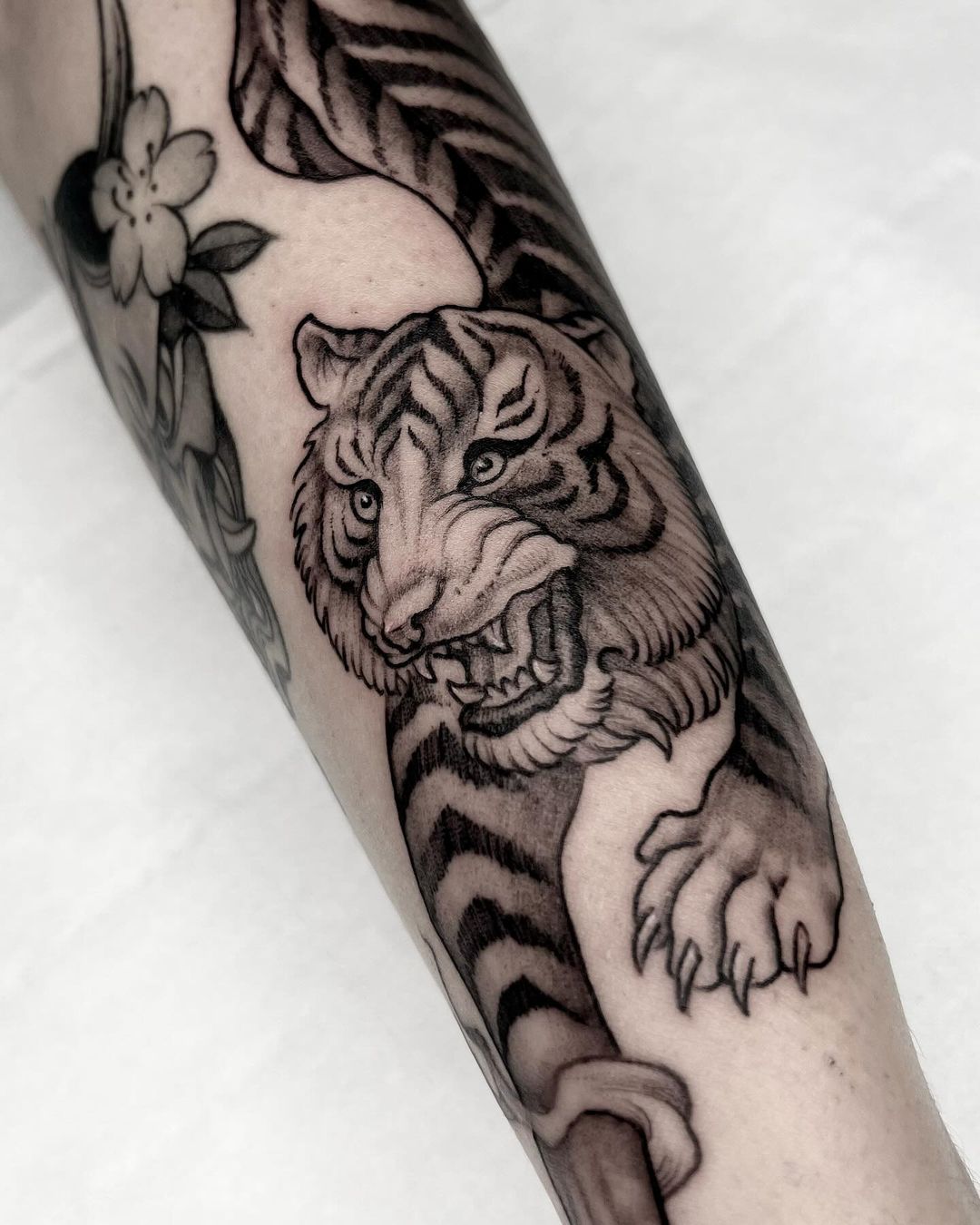 Tatouage par DOWG Tattoo Toulouse