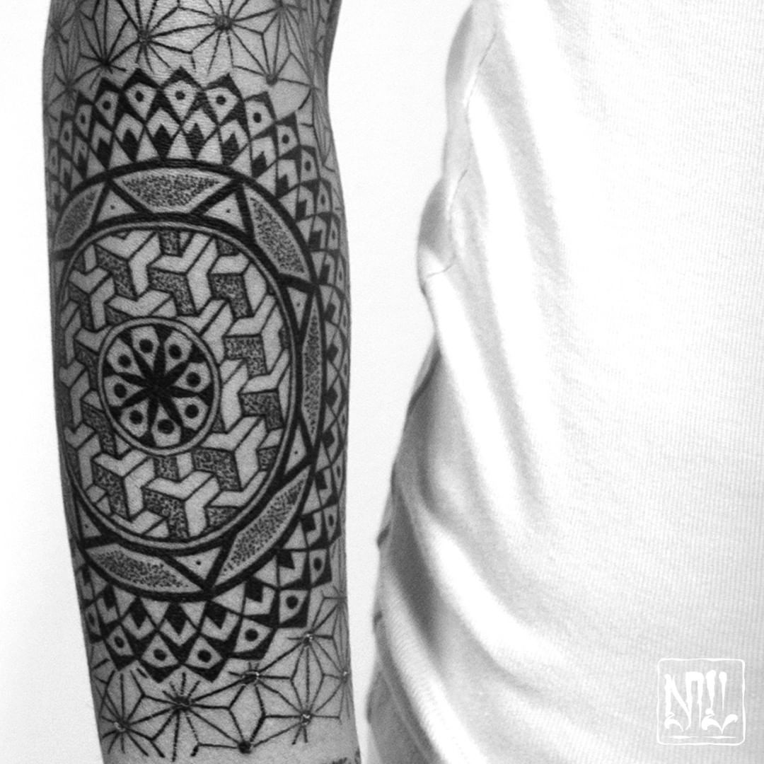 Tatouage par Mike Laima Tattoo Design Photography