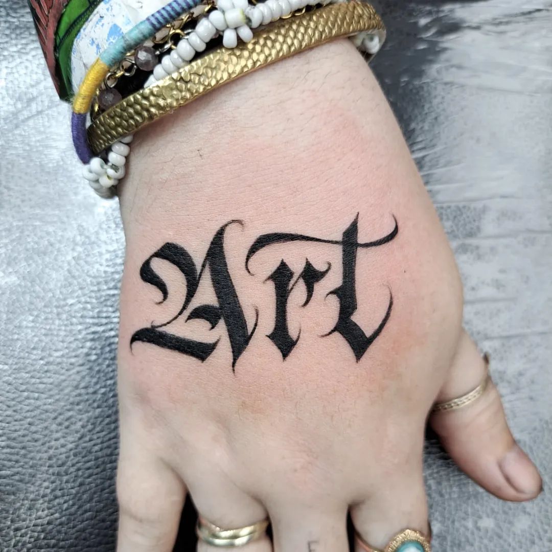 Tatouage par Shay Tattoo