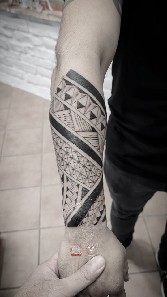 Tatouage par Vaimoe Tatau