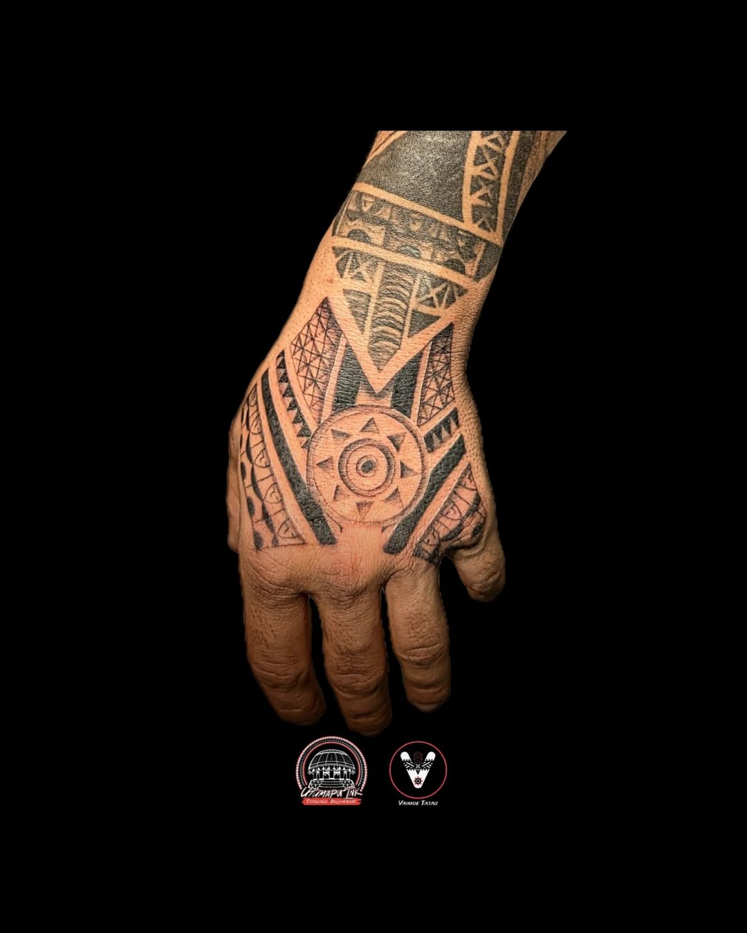Tatouage par Vaimoe Tatau