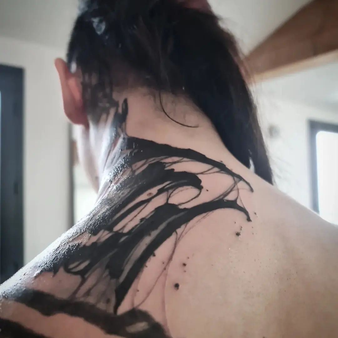 Tatouage par Mariko Oddity Ttt