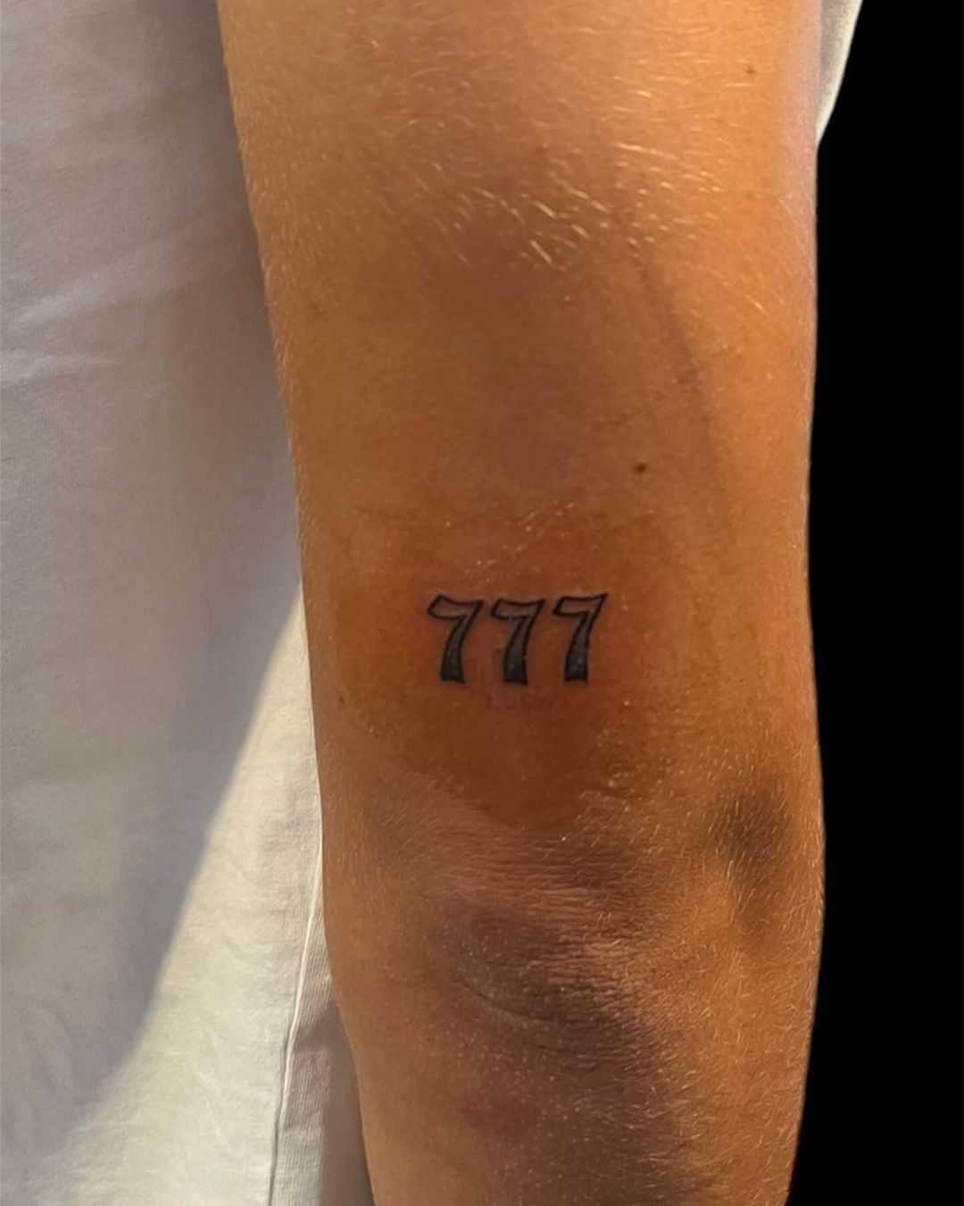 Tatouage par Mona l'Ink Z'art