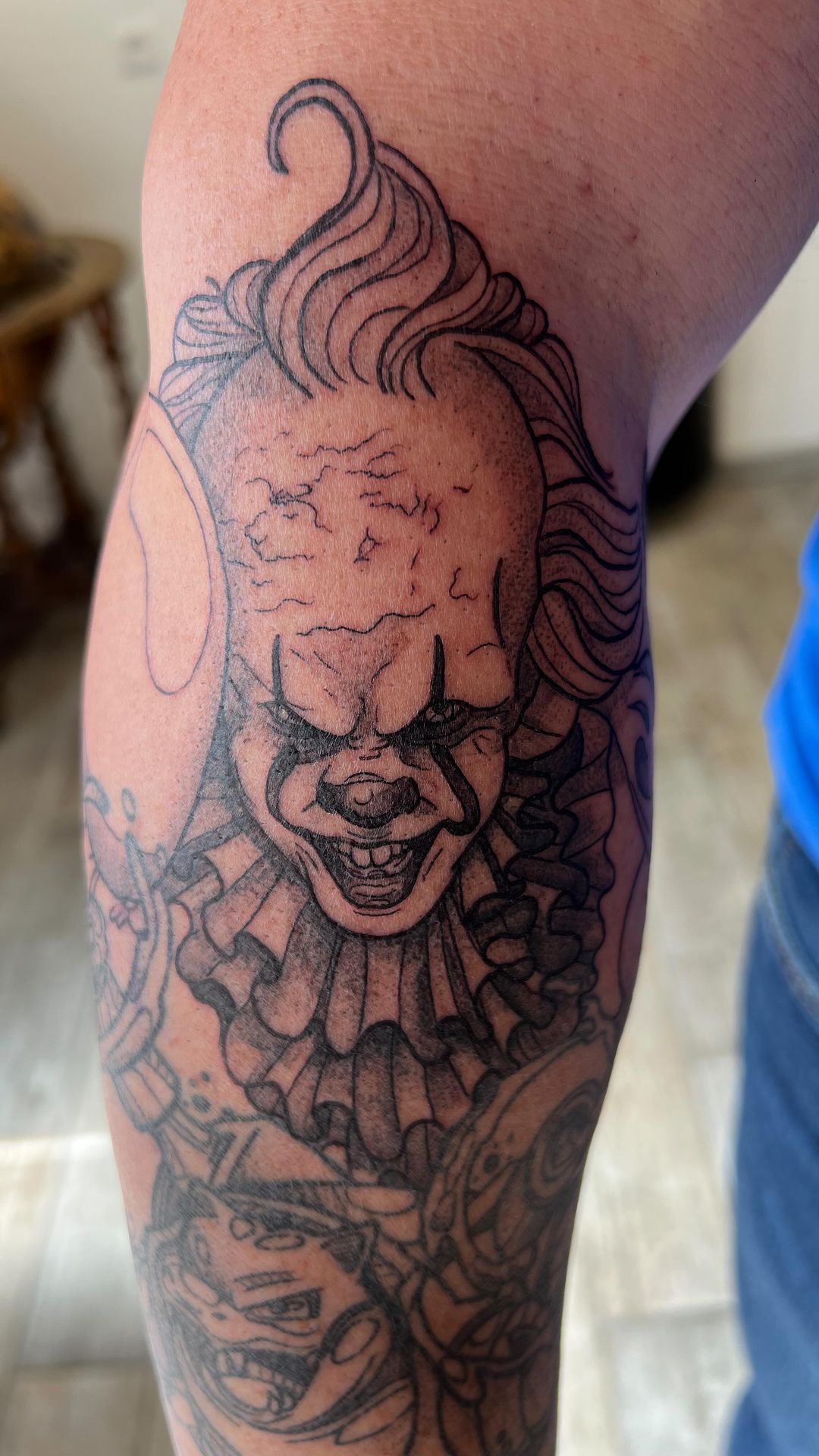 Tatouage par Valentin Jouffrit