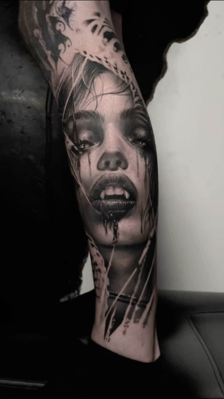 Tatouage par Alexis Landais