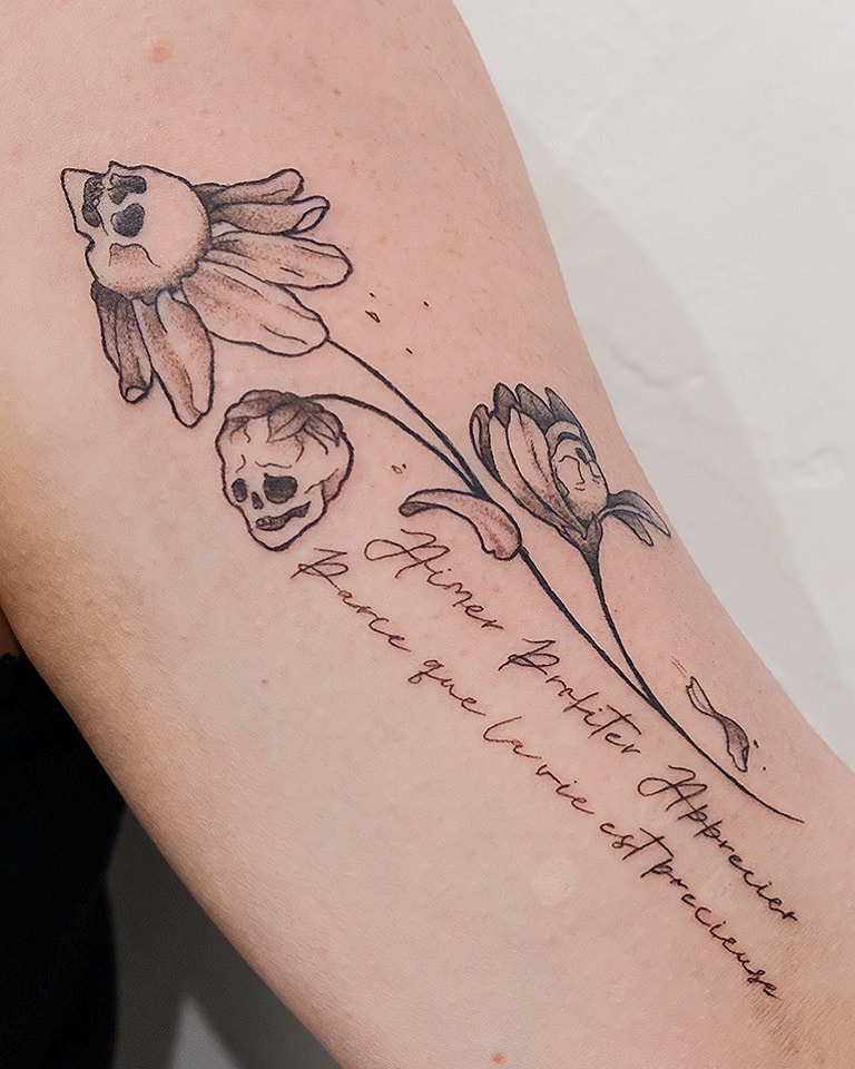 Tatouage par Laura