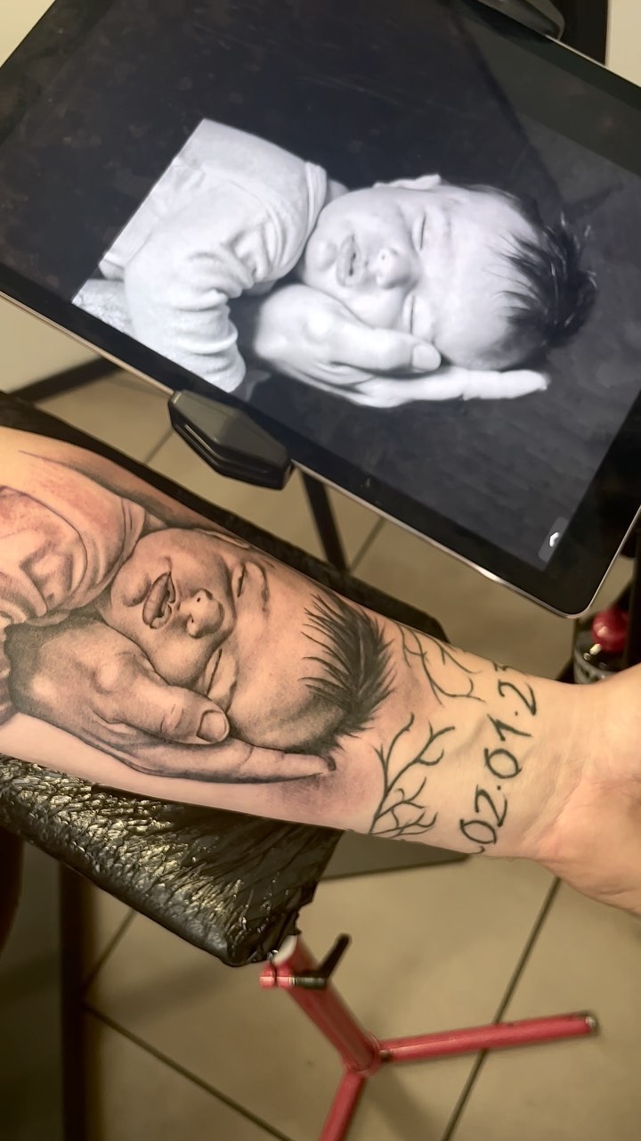 Tatouage par Alex Tatoueur