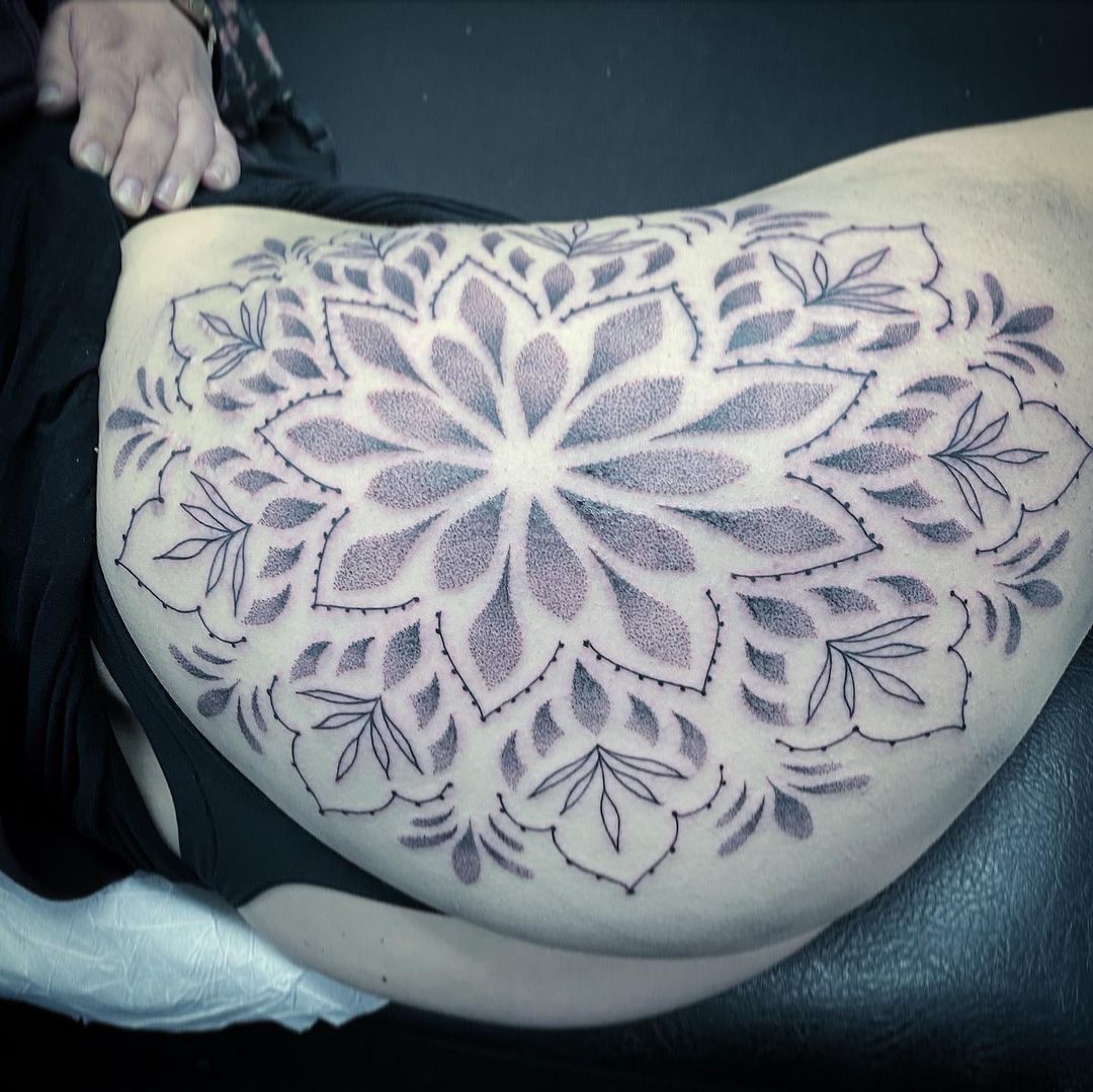 Tatouage par Sharni