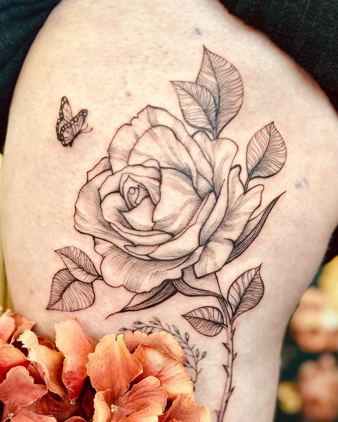 Tatouage par Léa - Rose Epineuse