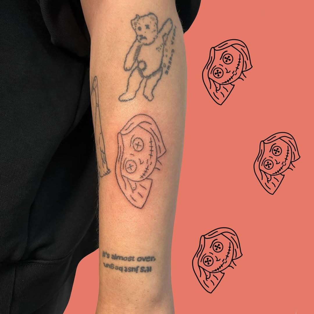 Portfolio de Leese Of Life Handpoke Tattoo