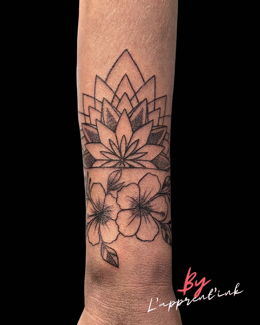 Tatouage par l'Apprent'ink Black-Art-Tattoo Galeriebat.FR