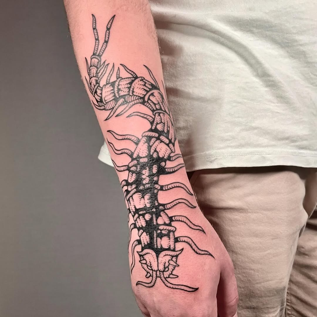 Portfolio de Casual BETON - Engraving Tattoo
