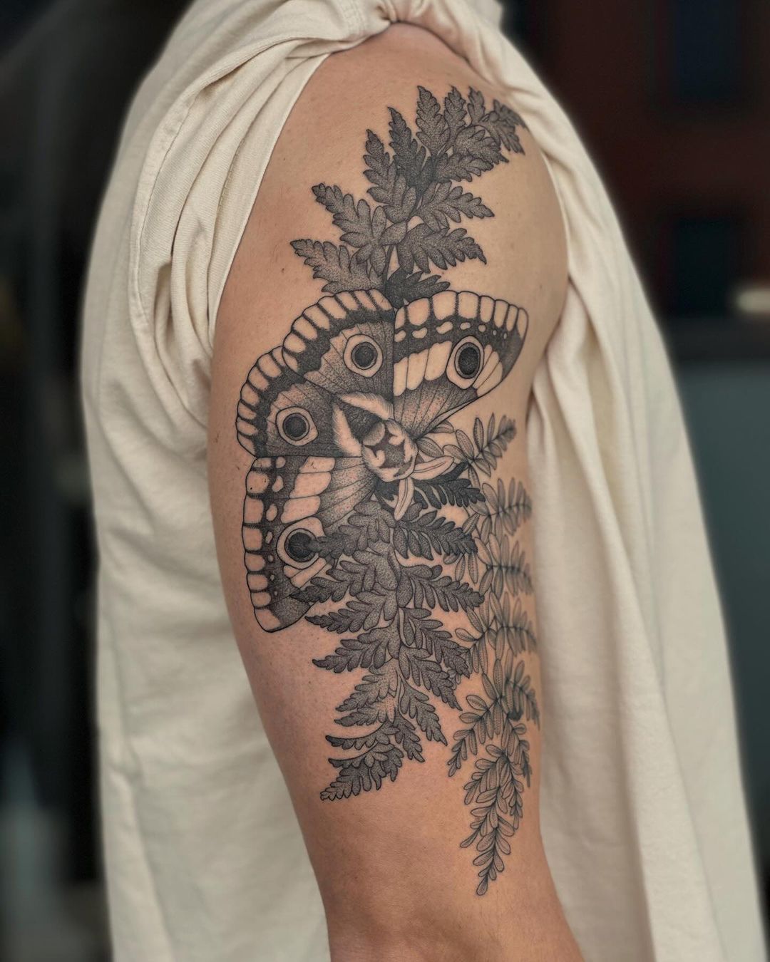 Tatouage par Layla Tatoueuse Genève