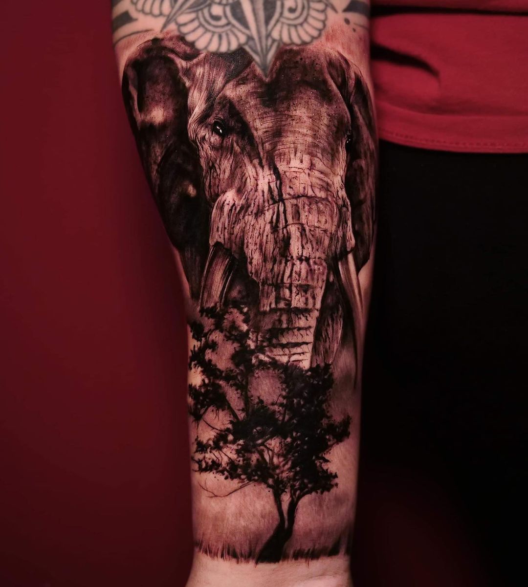 Tatouage par Allan Restina