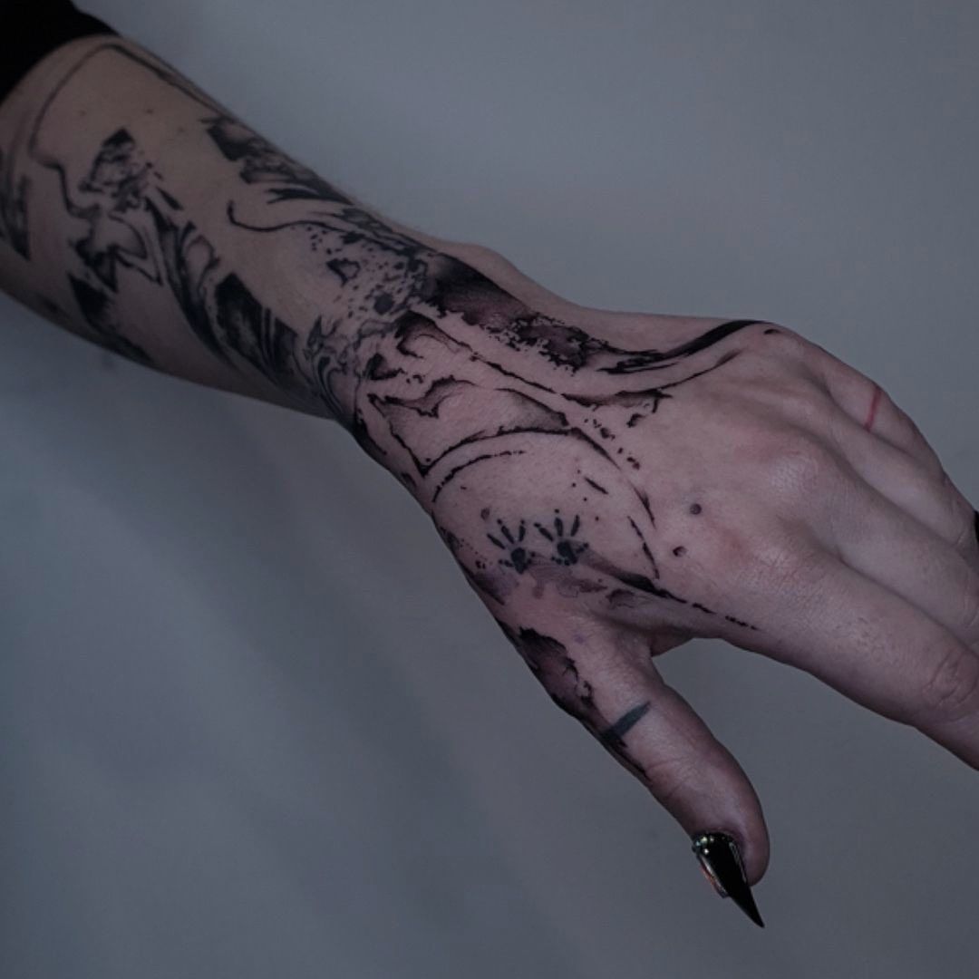 Portfolio de Anoushka Tattoo Abstrait Avon Fontainebleau