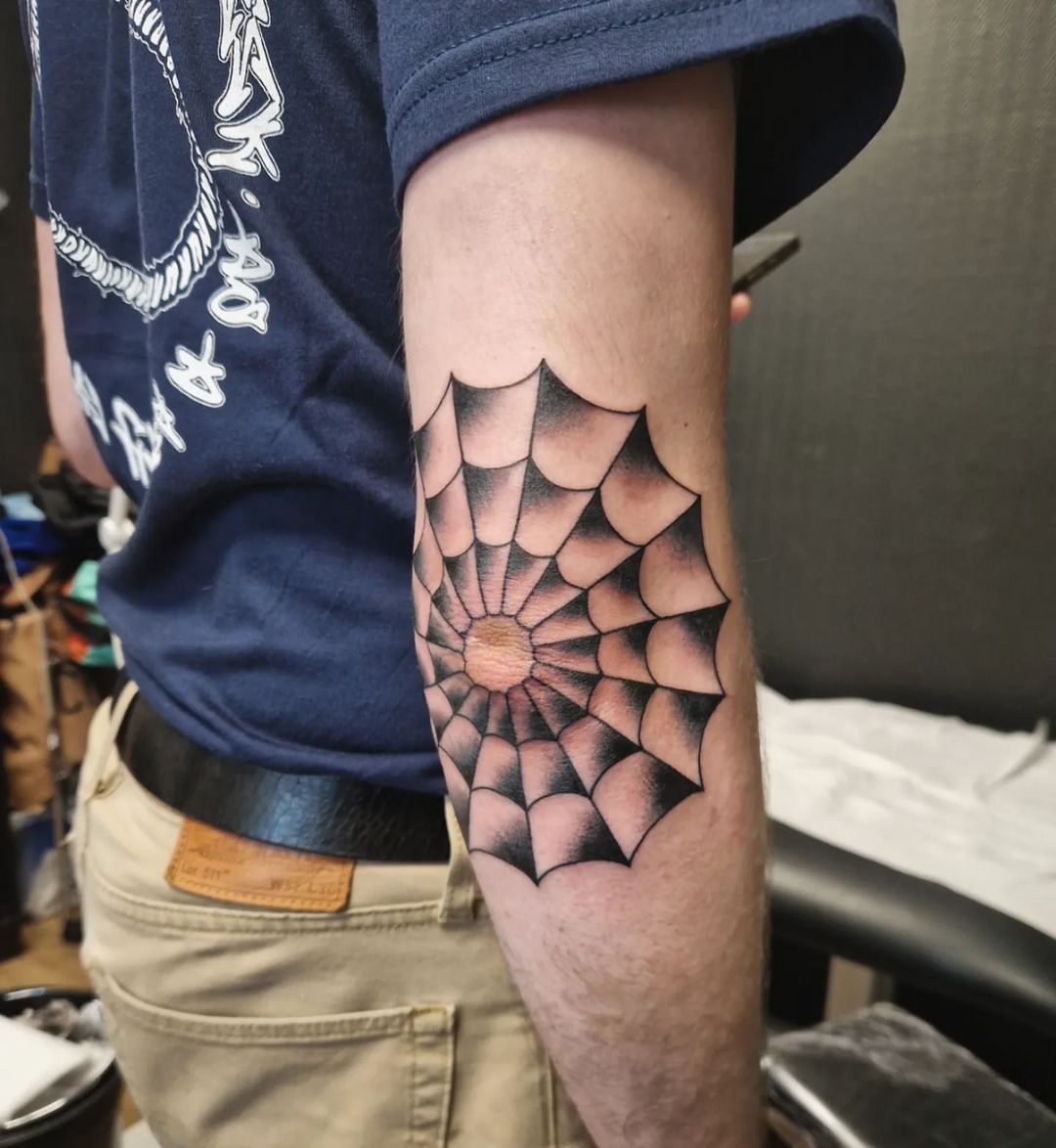 Tatouage par Tonio Lopez
