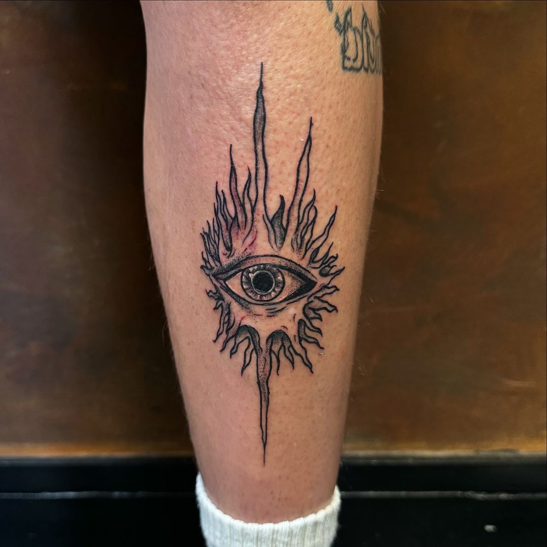 Tatouage par Scott Jones