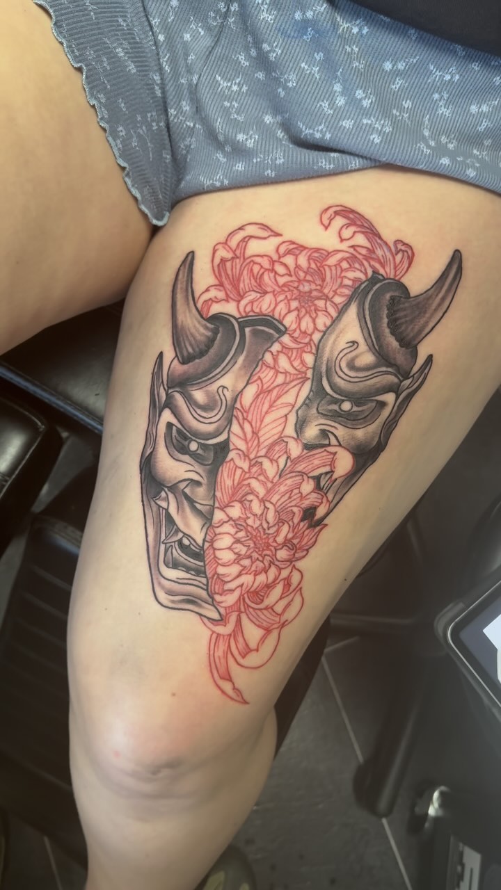 Tatouage par Scott Jones