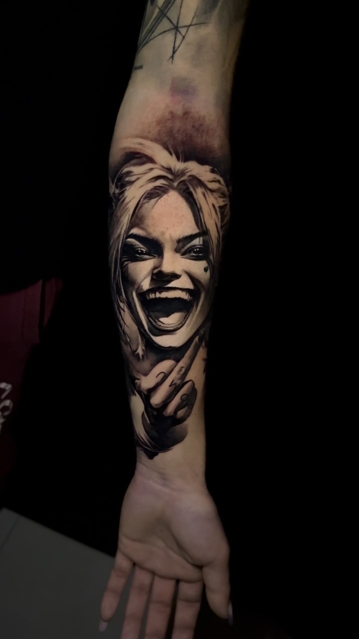 Tatouage par Ink Pearl Tattoo Tatoueurs Expérimentés REIMS