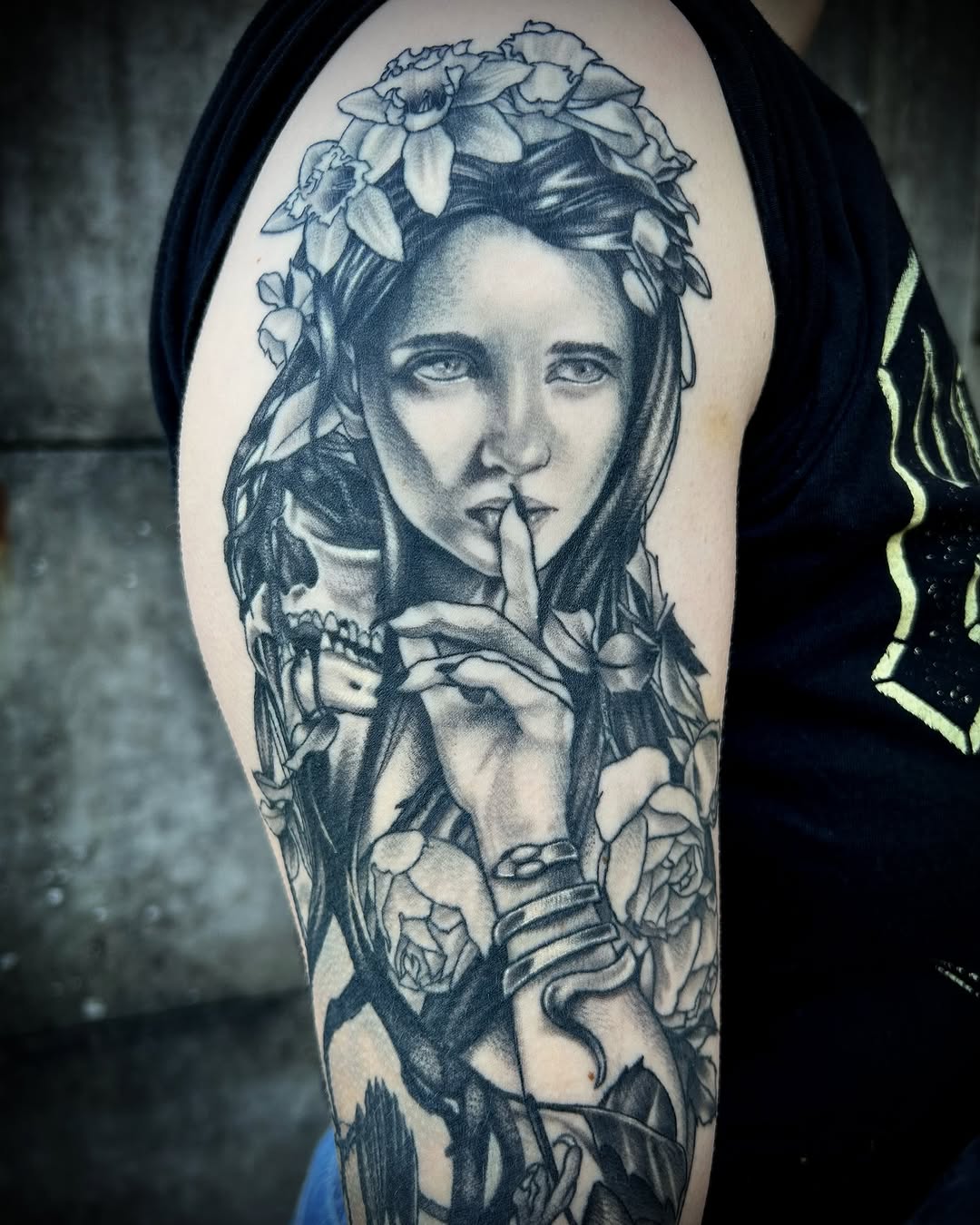 Tatouage par Tatoueuse Autrice De BD Arras
