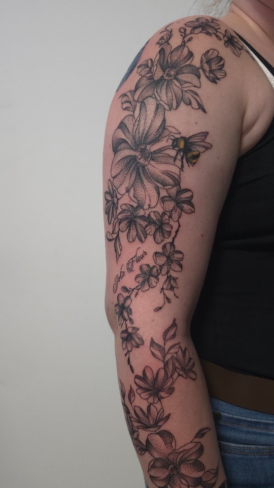 Tatouage par Hélène Artiste Tatoueuse