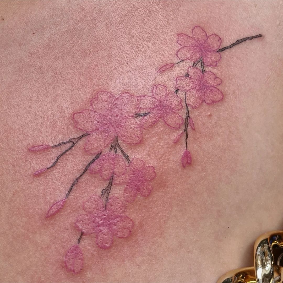 Tatouage par La Vilaine Tattoo