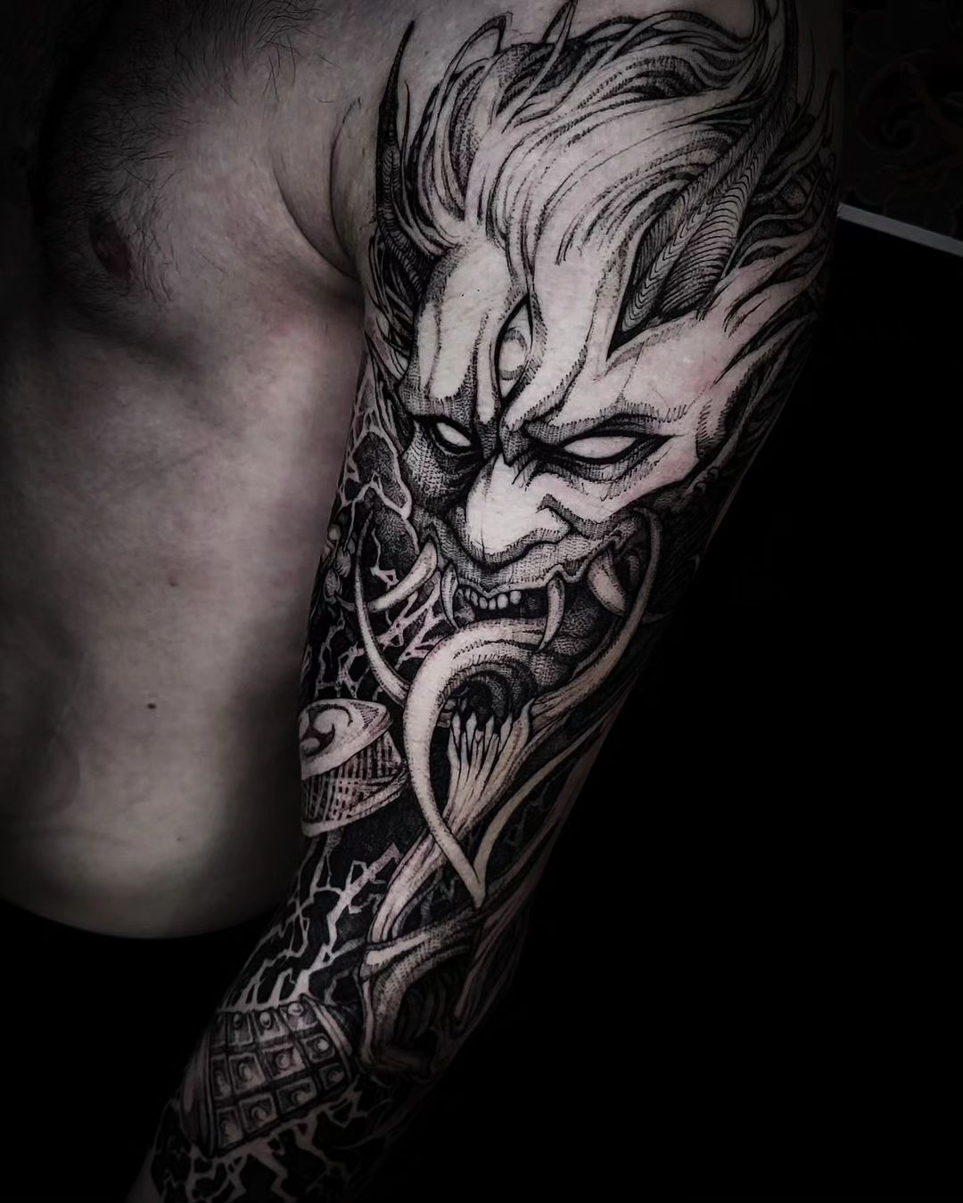 Tatouage par Milena Freehand Blackwork Artist