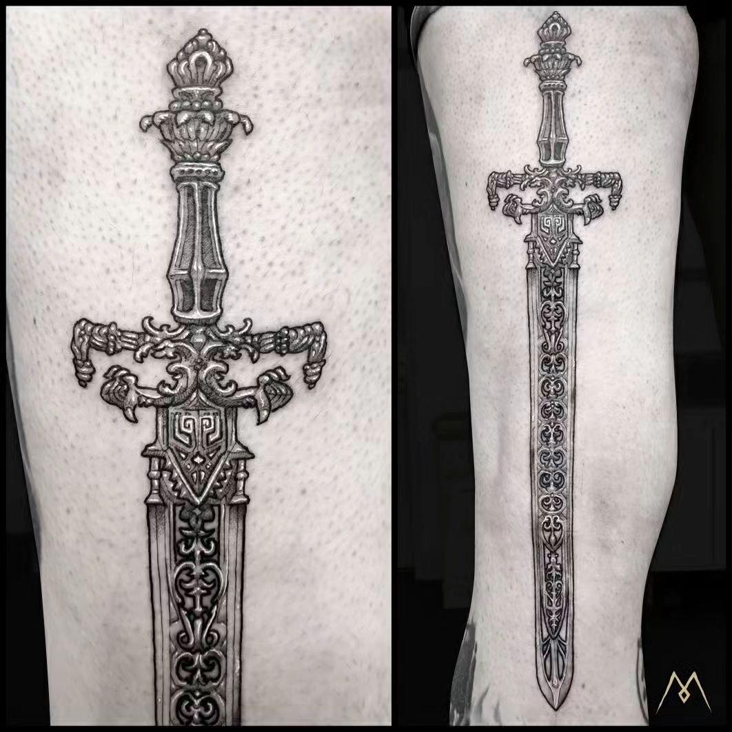Tatouage par Mathieu Creusot