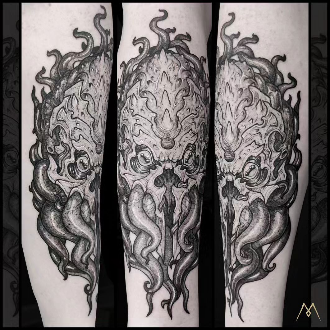 Tatouage par Mathieu Creusot