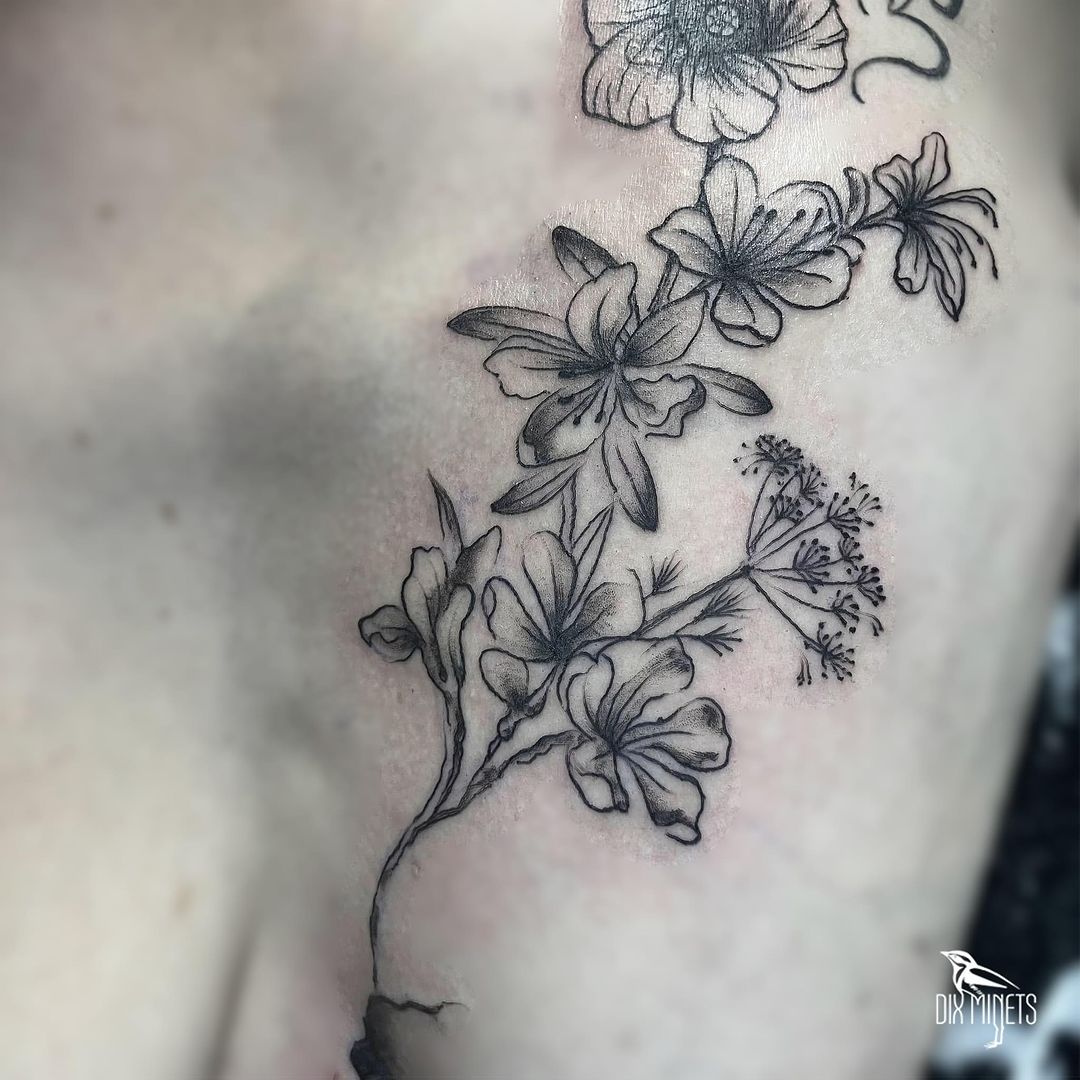 Tatouage par Dix Minets Tattoo