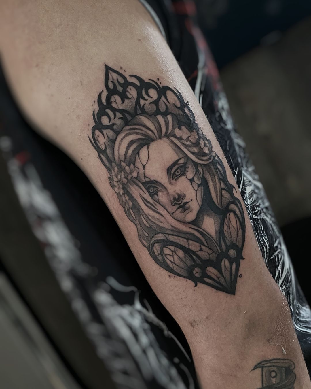 Tatouage par Nell Blossom Tattoo