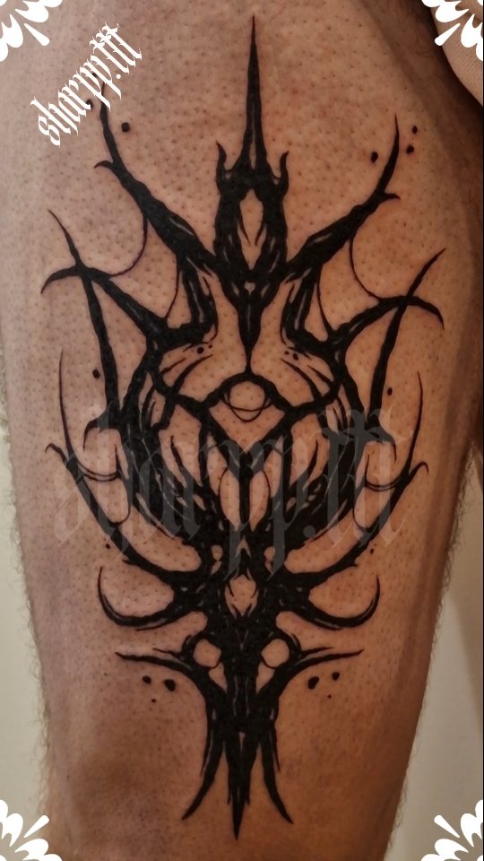 Tatouage par Sharpp Apprentie Tatoueuse