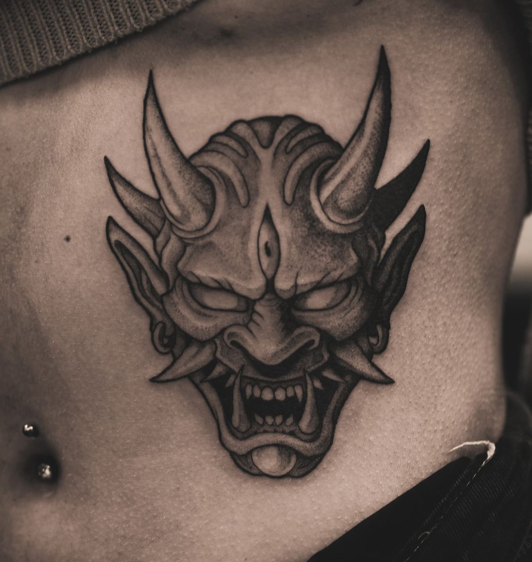 Tatouage par Blasqo T A T T O O