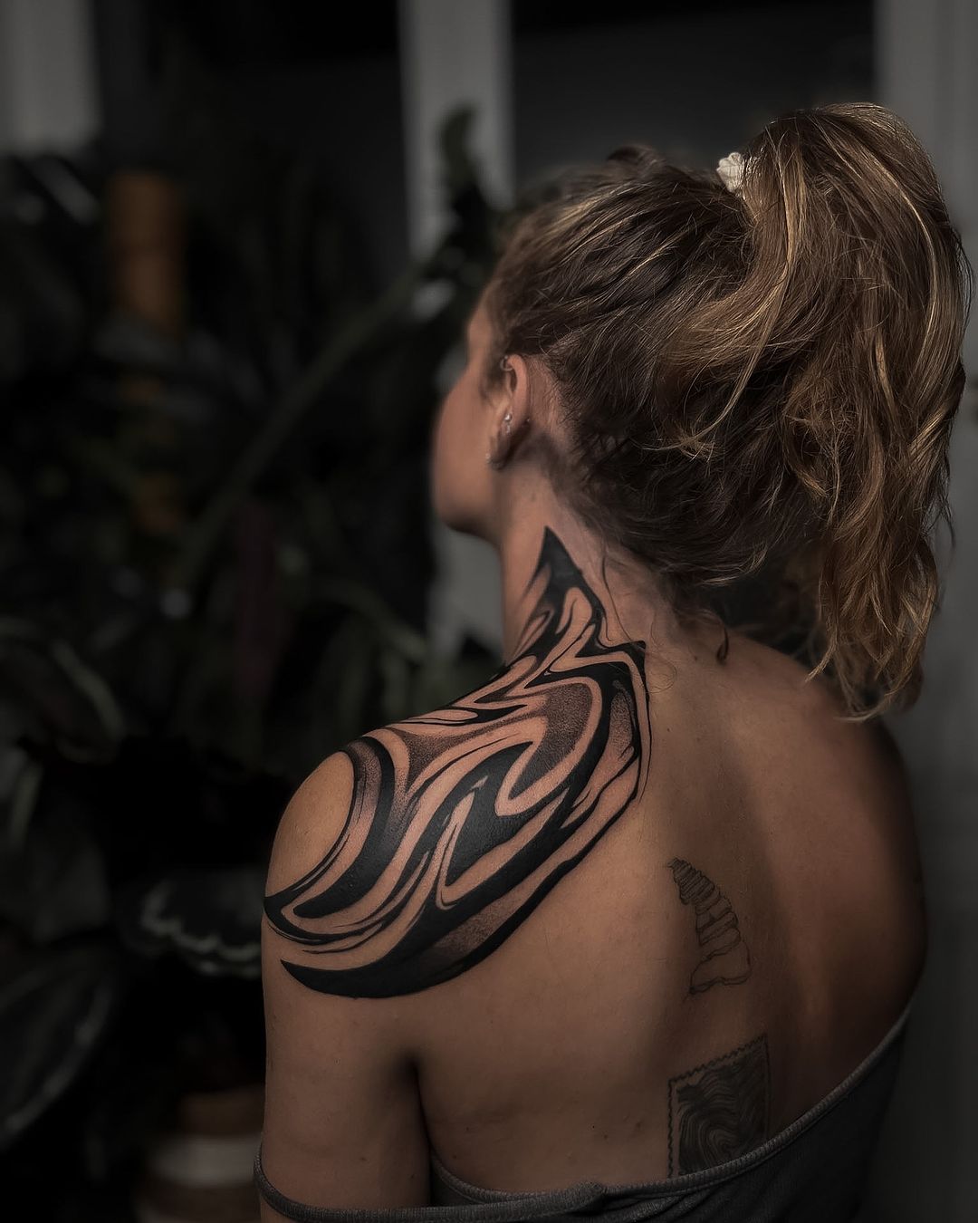 Portfolio de Fullblack Black Ornemental Realism Tattoo